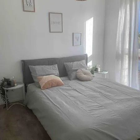Le Petit Paradis Parisien * Montmagny